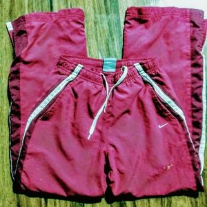 Nike Youth 3-Stripe Pant M-(10-12)